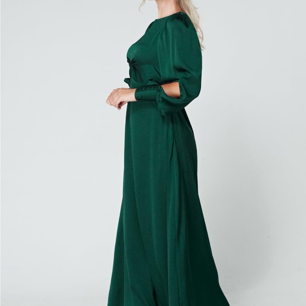 Emerald Green Bishop Sleeve Gown for Weddings - Picture 3 of 8